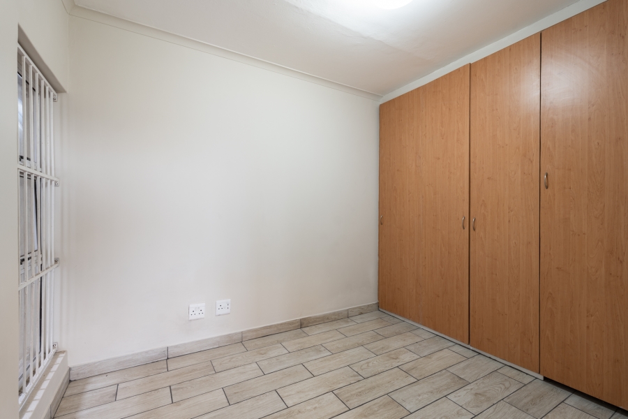 2 Bedroom Property for Sale in Whispering Pines Western Cape